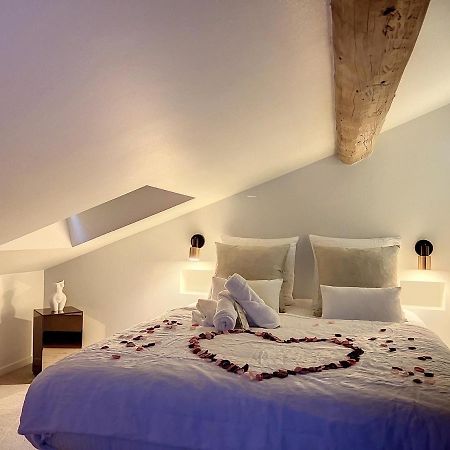 Cocon Blanc Calin Avec Jacuzzi Privatif - Loveroom Insolite แซงต์-เอเตียน ภายนอก รูปภาพ